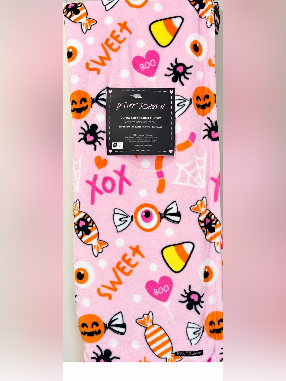 Betsey Johnson Pink candy corn blanket